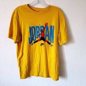 Air Jordan Nike Michael Jordan Yellow T-Shirt Chicago bulls M